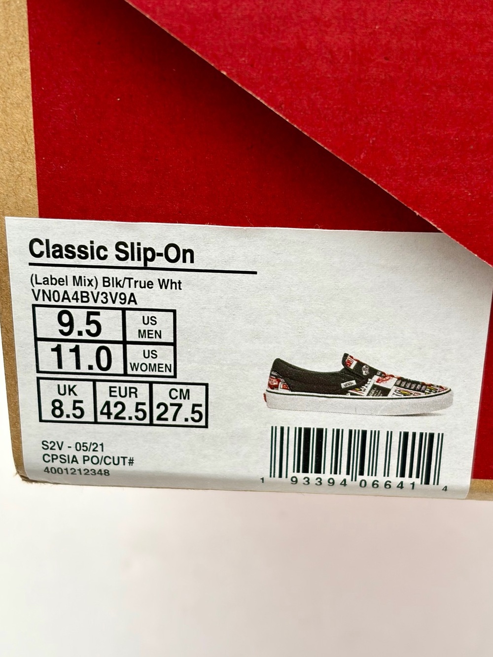 Vans Slip-On Sneakers in Black White and Red Sticker Print Unisex - Picture 9 of 10
